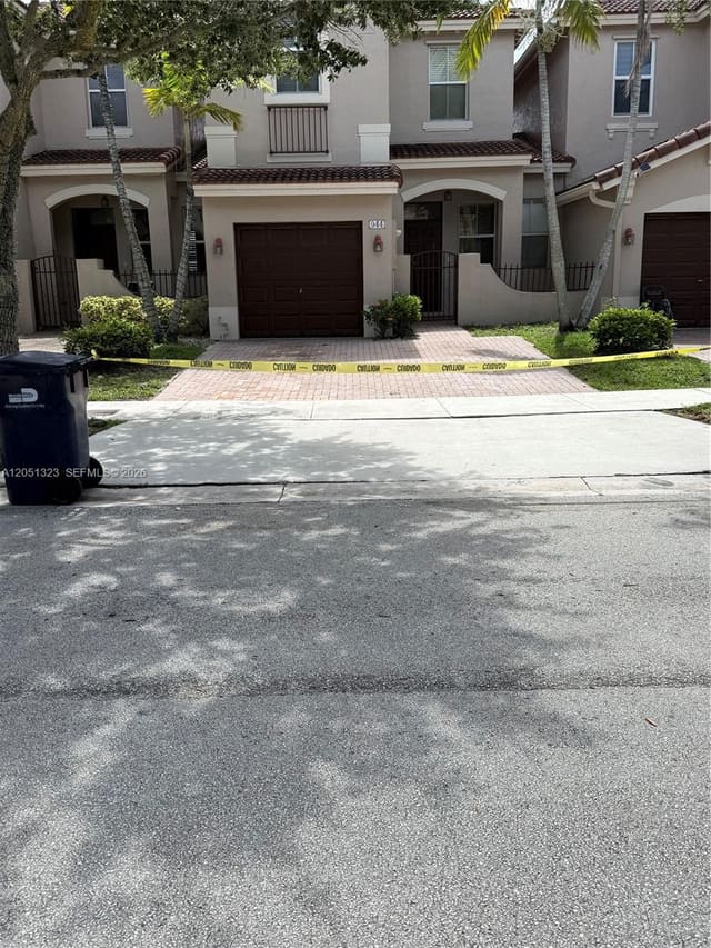 944 SW 154th Path 944, Miami, FL 33194
