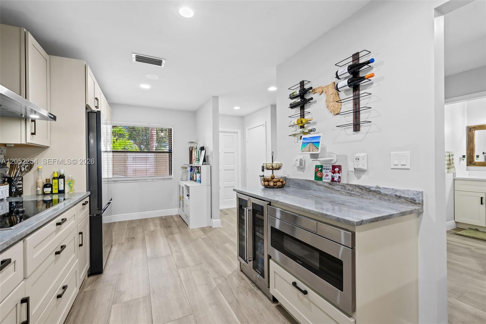 5285 Monterey Circle I-(60) — photo 4