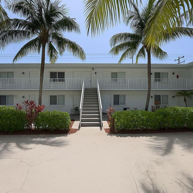 3390 NE 16th Terrace 5, Pompano Beach, FL 33064