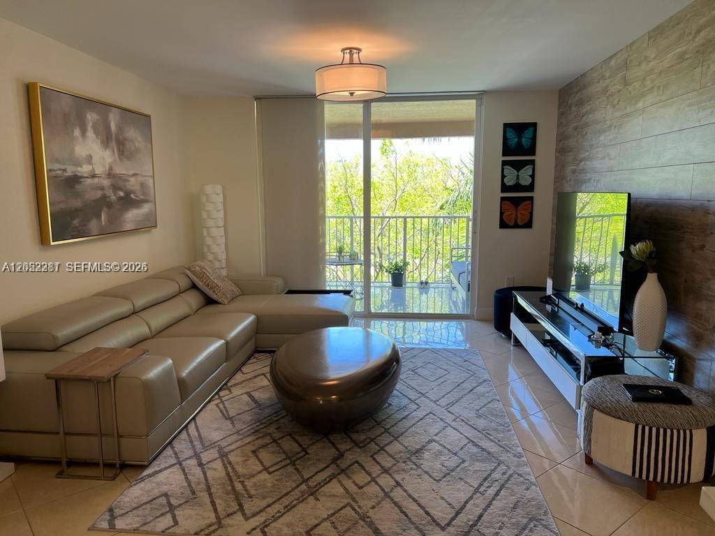 19901 E Country Club Drive 2505