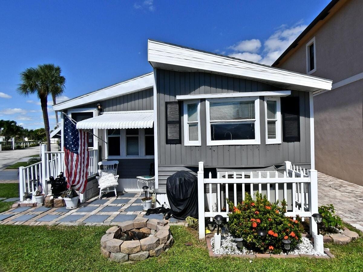 10725 S Ocean Drive 463, Jensen Beach, FL 34957