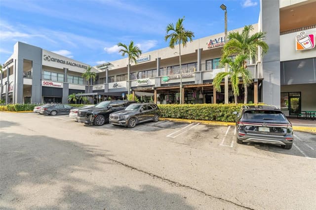 Confidential, Doral, FL 33178