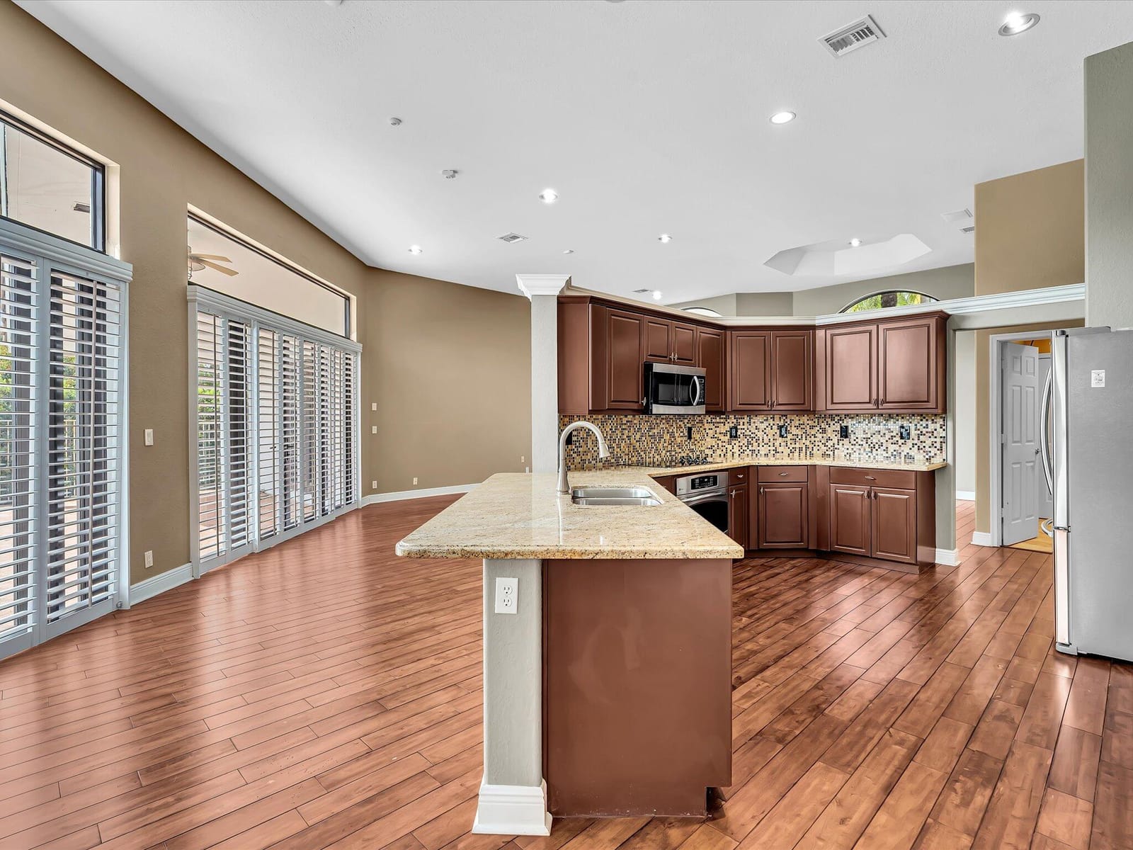 2602 SW 132nd Way — photo 10