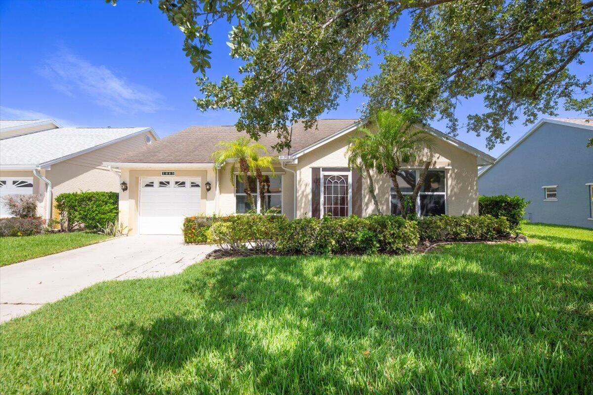 1065 NW Tuscany Drive, Port St. Lucie, FL 34986