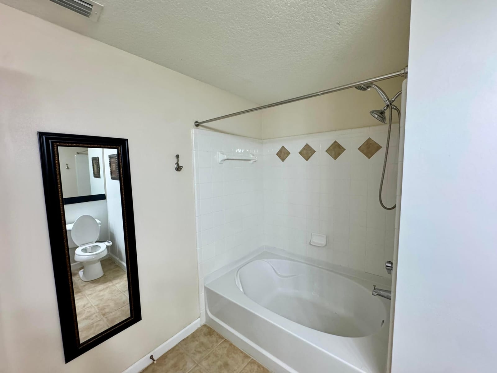 9857 Baywinds 9210 — photo 3