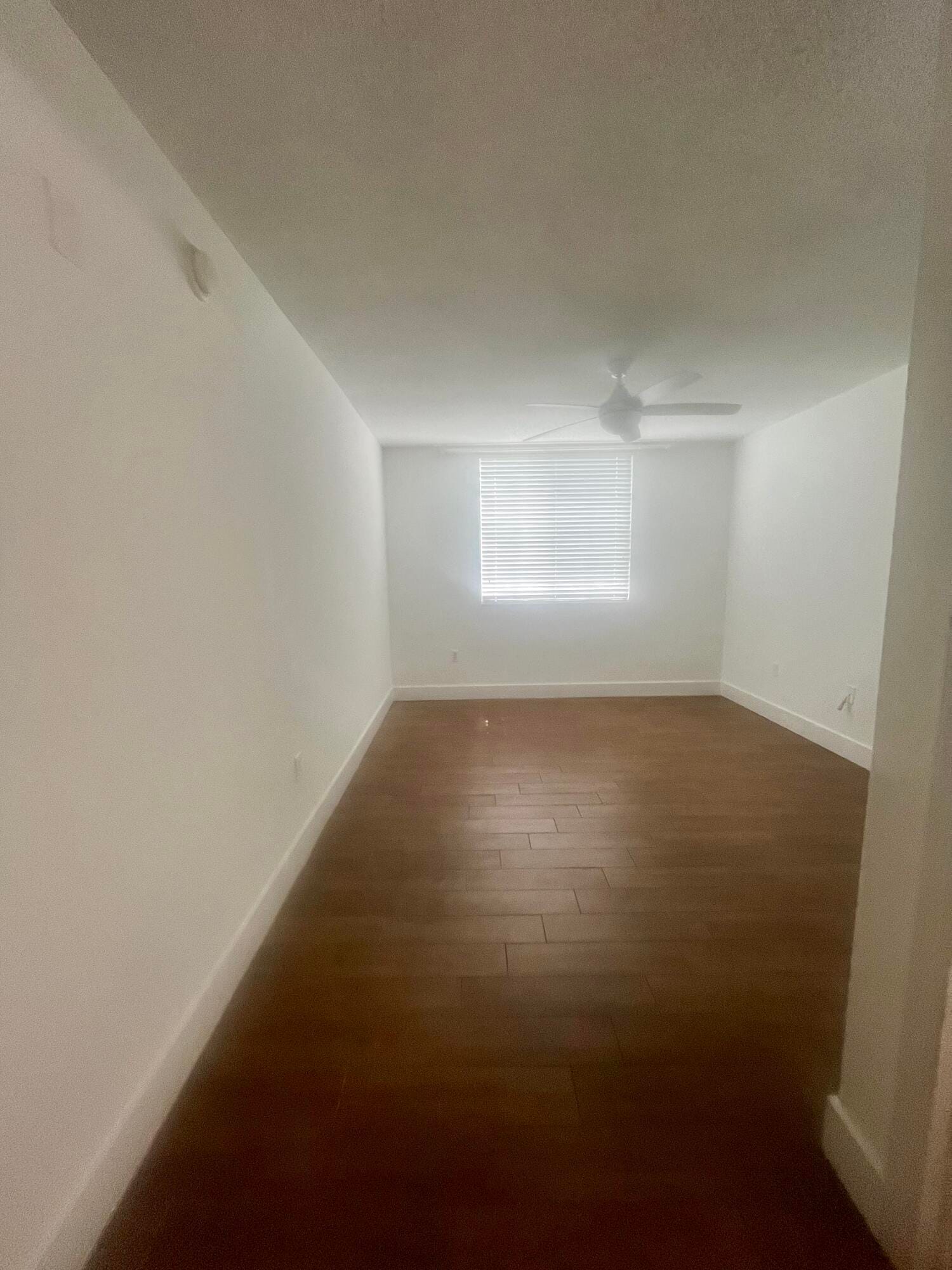 631 SW 111th Lane 102 — photo 10