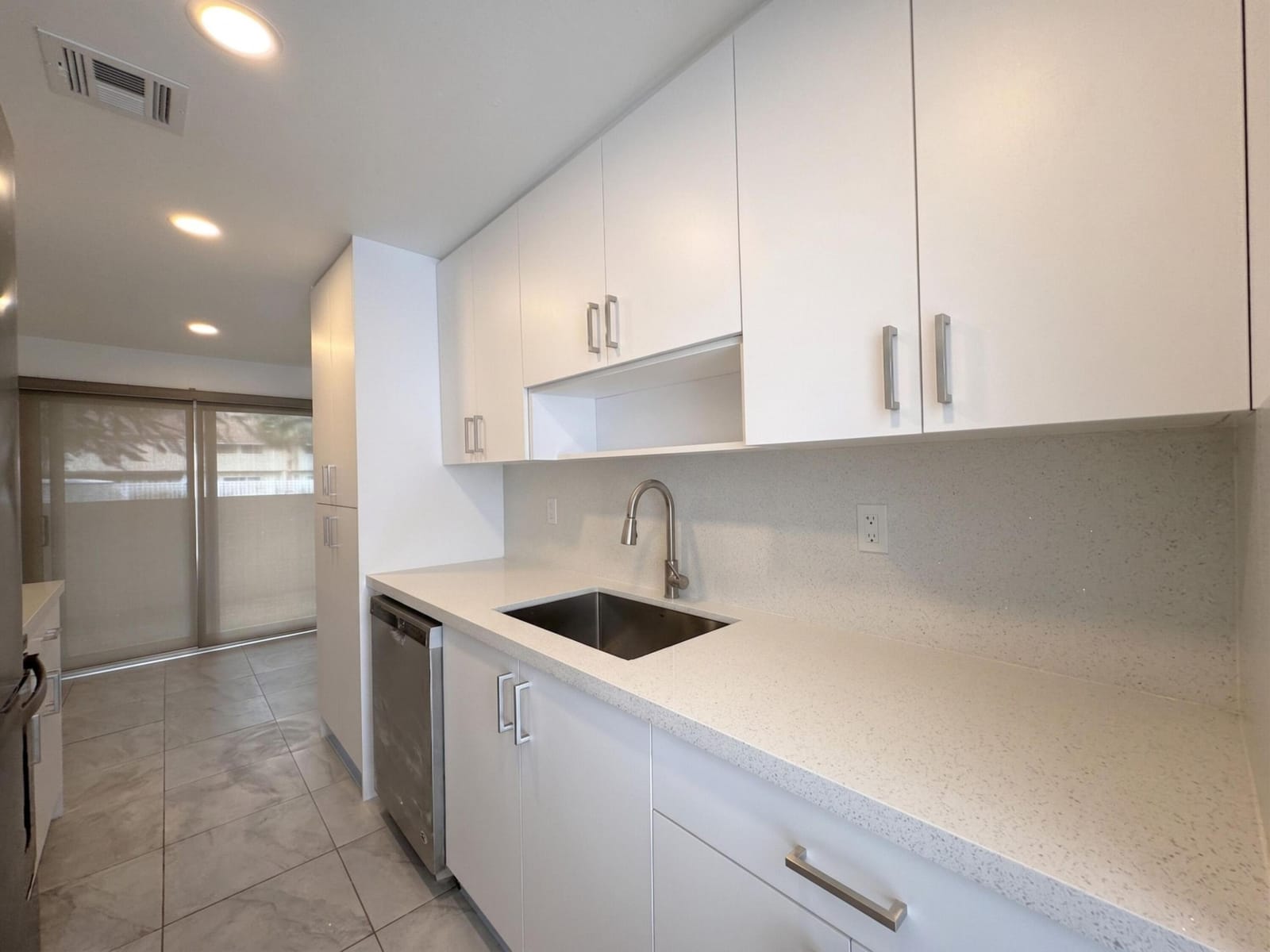 855 NW 80th Way 6 — photo 6
