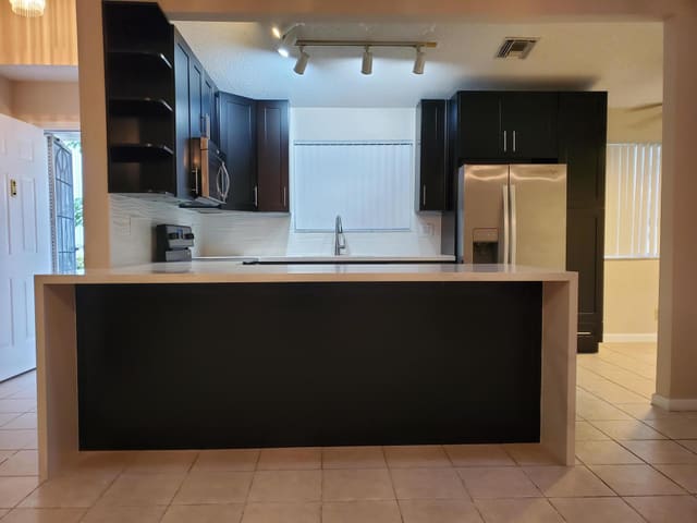 7342 Pinewalk Drive S 56-12, Margate, FL 33063