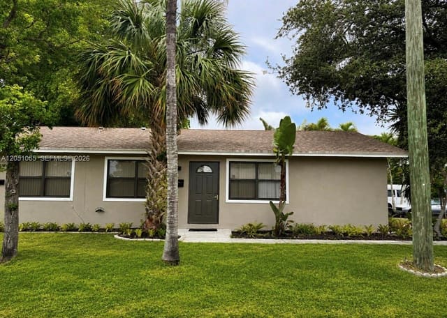1010 NE 16th Street 1, Fort Lauderdale, FL 33304