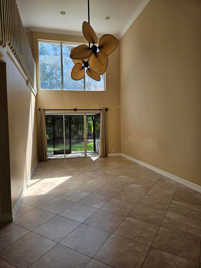 7526 Pinewalk Drive S 174, Margate, FL 33063