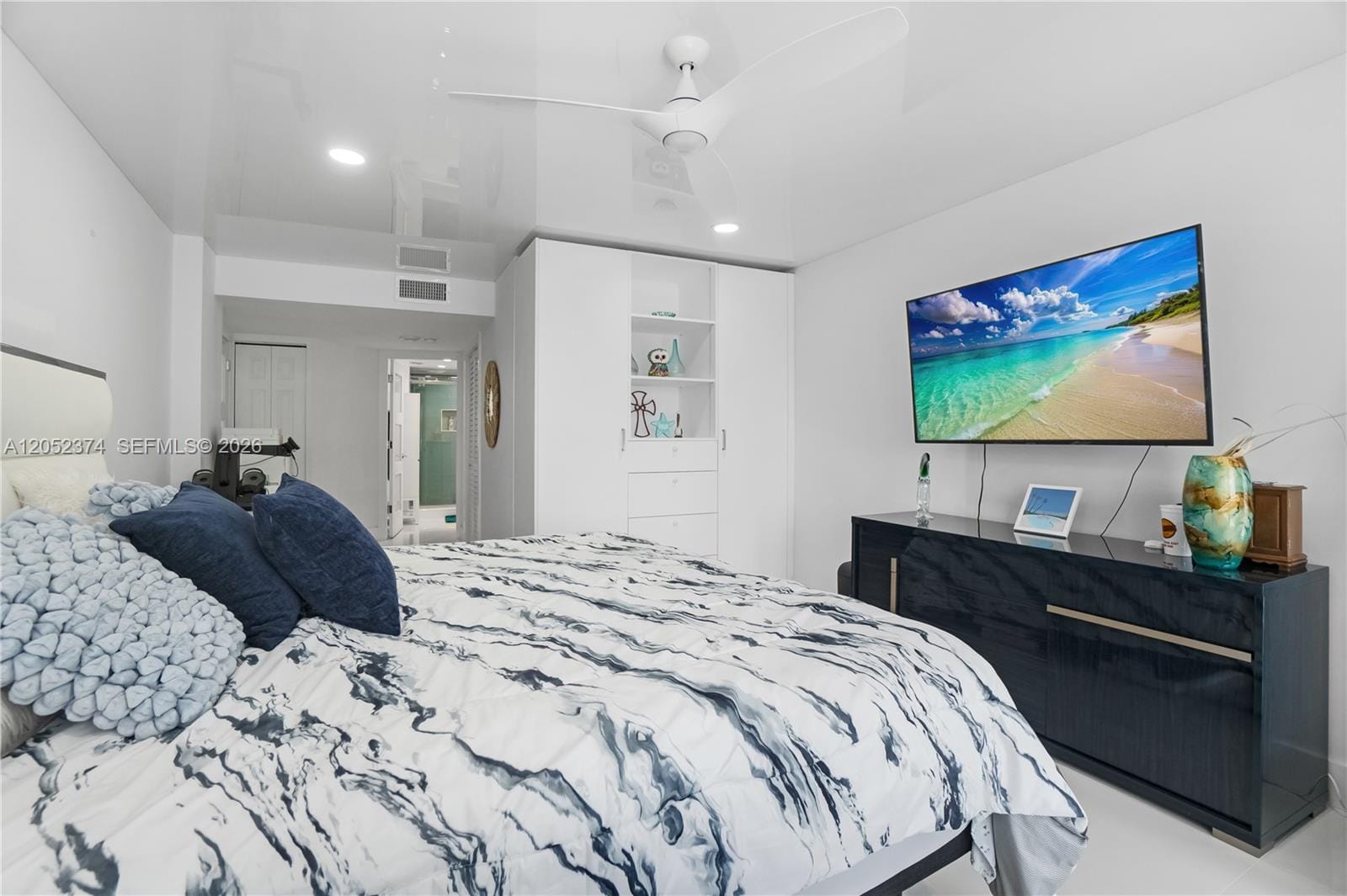 4100 Galt Ocean Drive 404 — photo 3