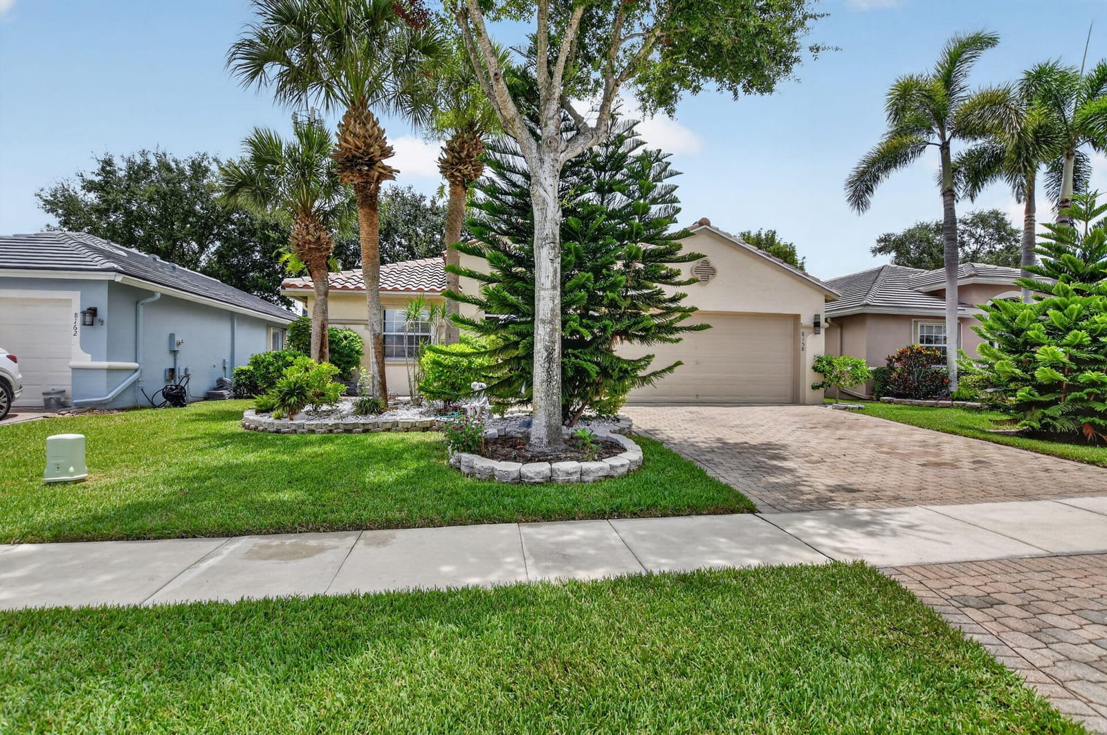 8158 Duomo Circle — photo 2