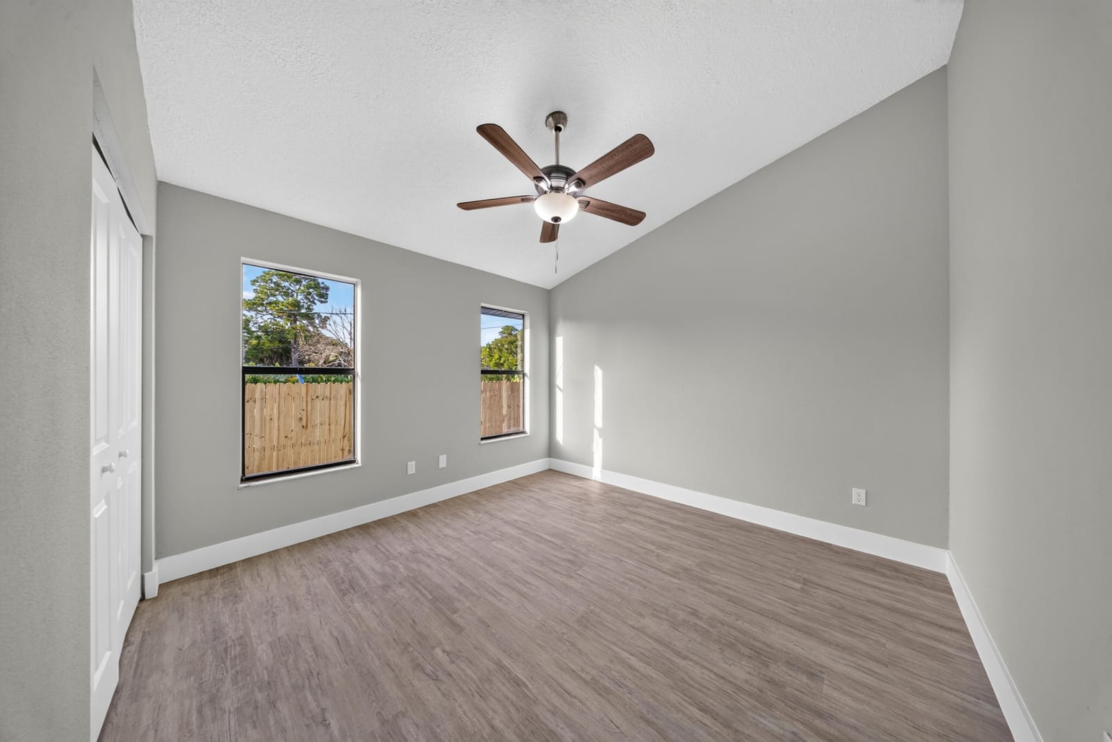 4802 Sunset Boulevard, Fort Pierce, FL 34982 photo 18