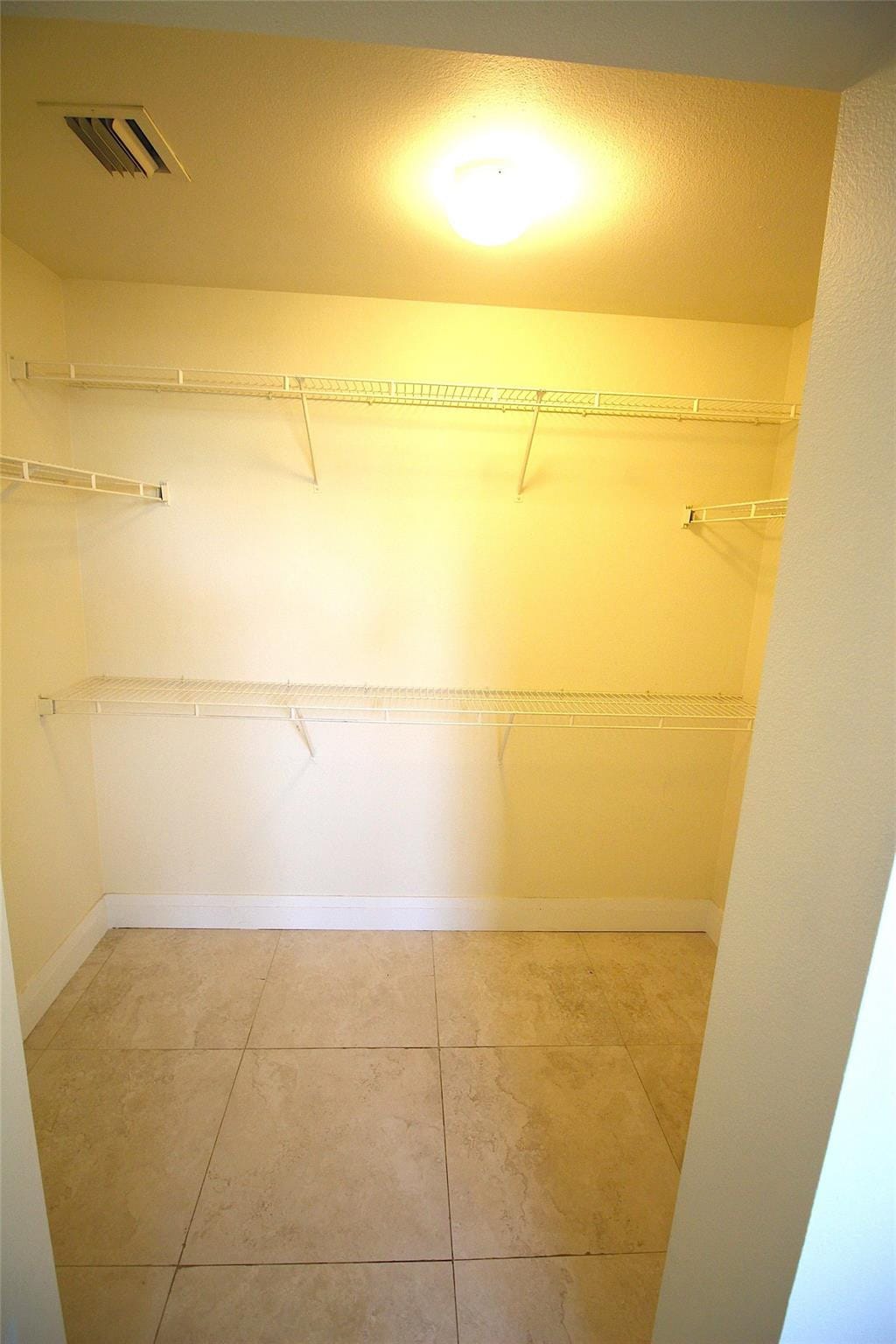 533 NE 3rd Avenue 227, Fort Lauderdale, FL 33301 photo 8