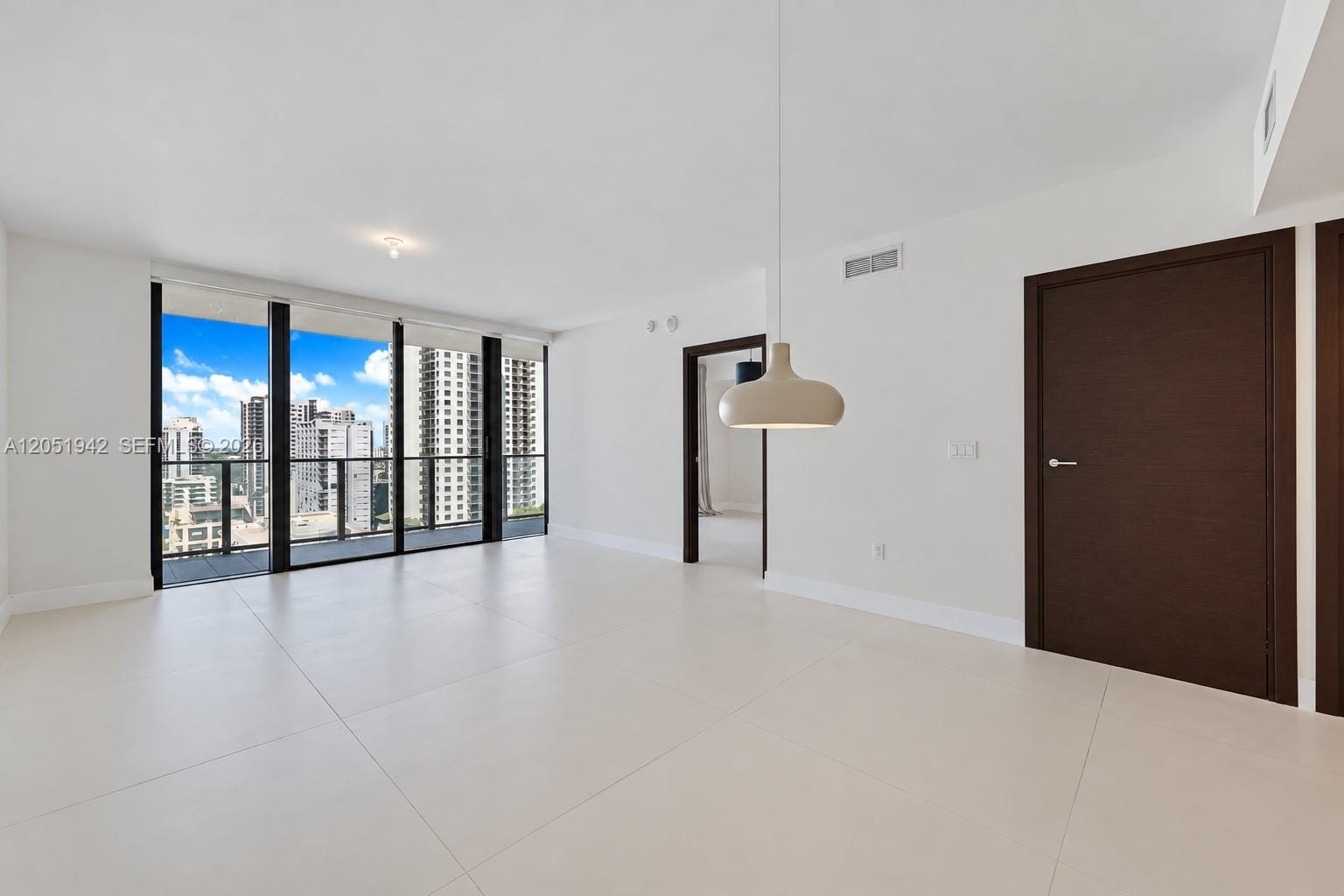 1000 Brickell Plaza 2110 — photo 2