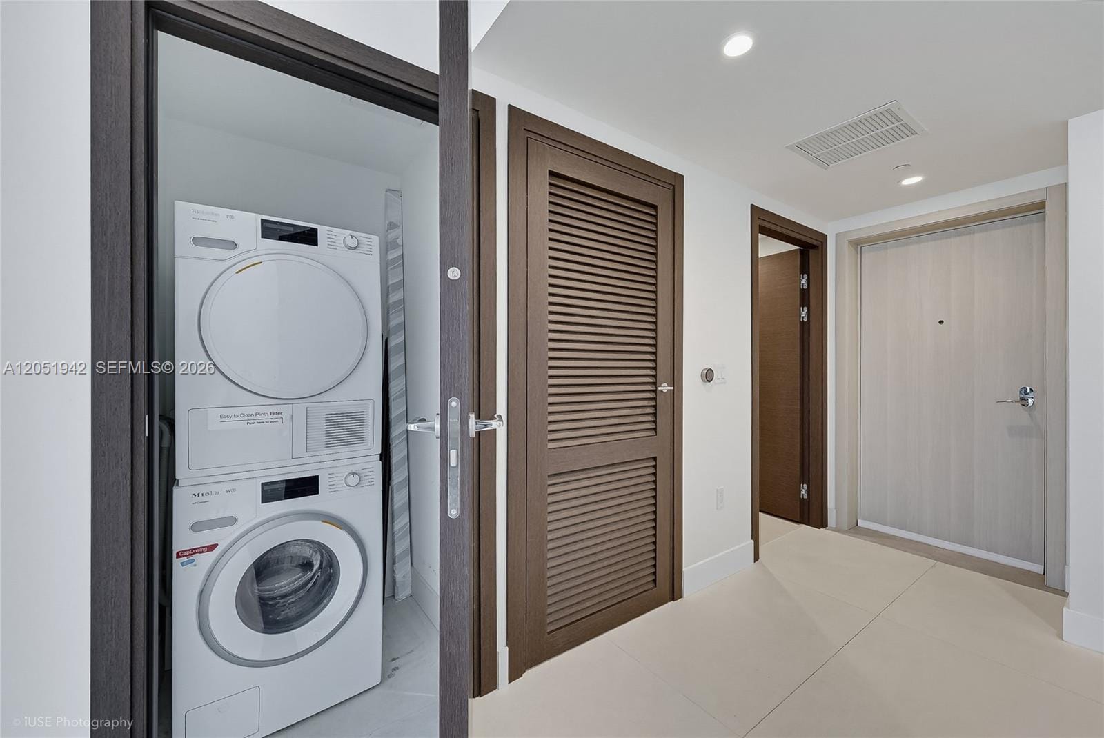 1000 Brickell Plaza 2110 — photo 11