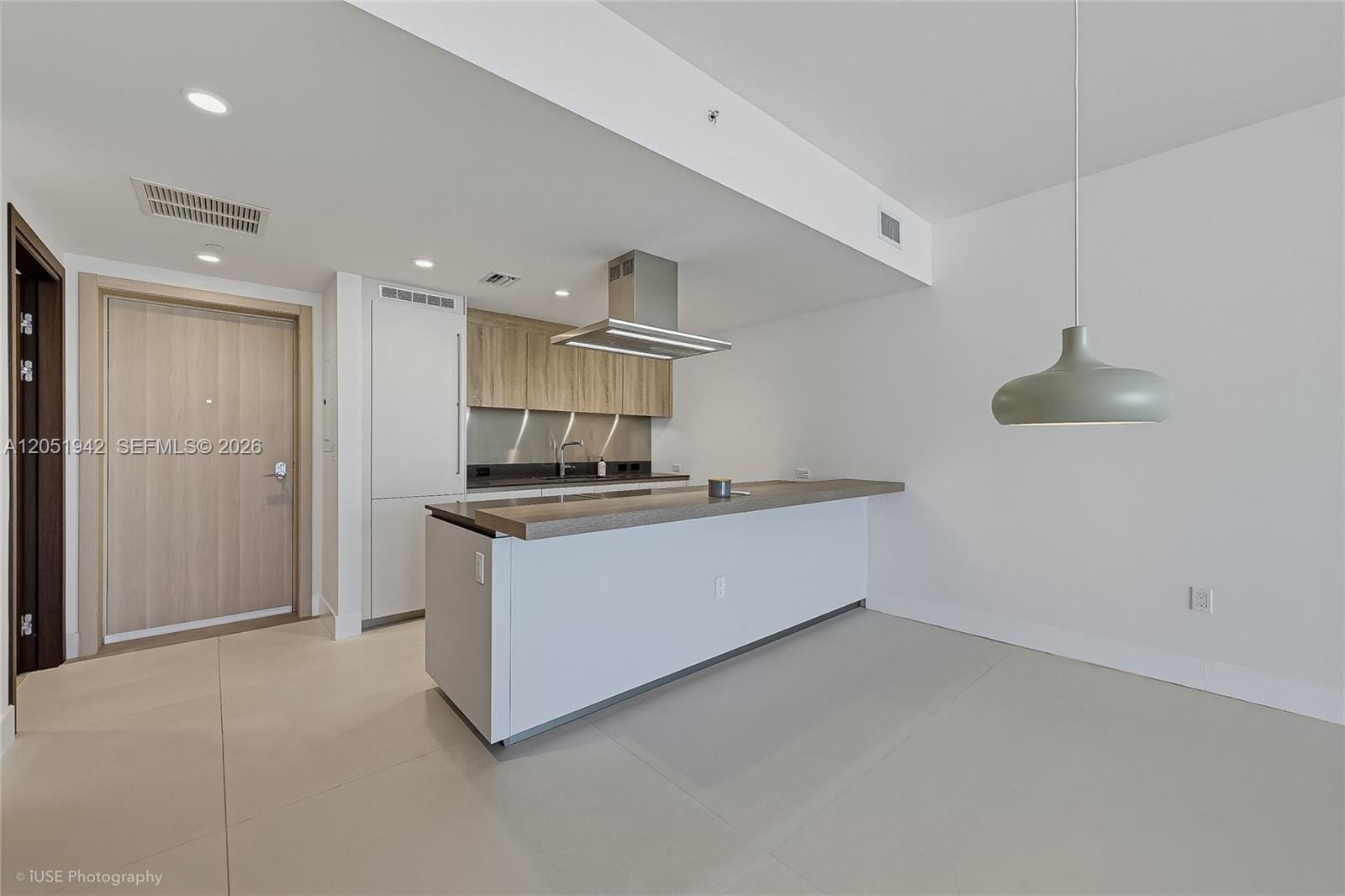 1000 Brickell Plaza 2110 — photo 4