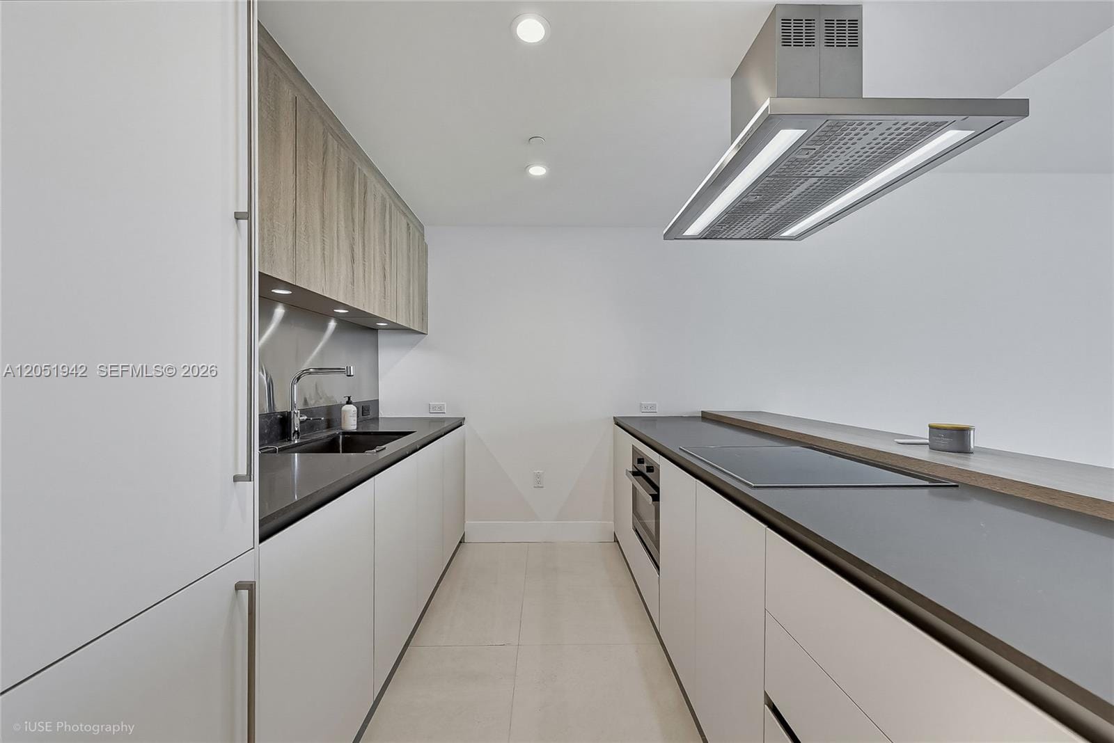 1000 Brickell Plaza 2110 — photo 5