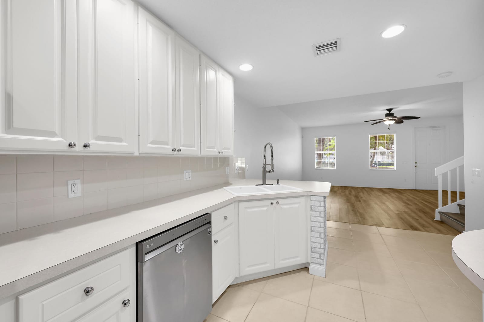 2889 E Community Drive, Jupiter, FL 33458 photo 14