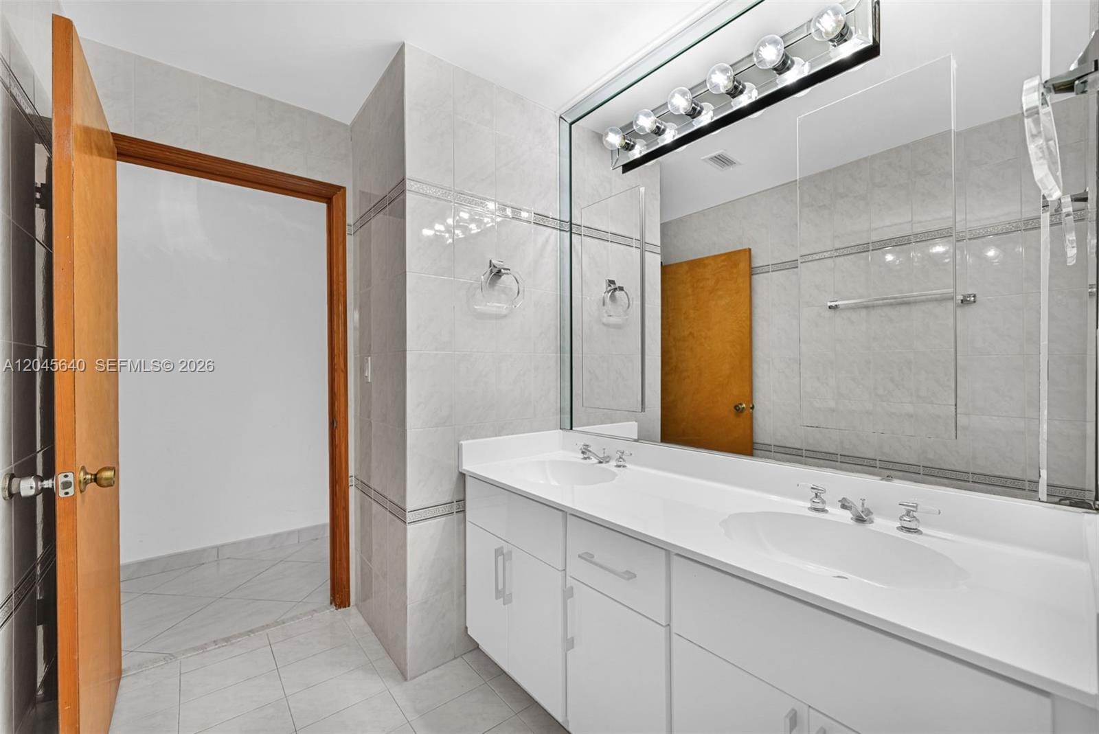 13562 SW 109th Place, Miami, FL 33176 photo 30