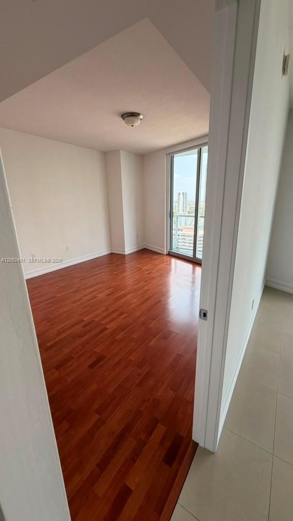 185 SW 7th Street 2505 — photo 6