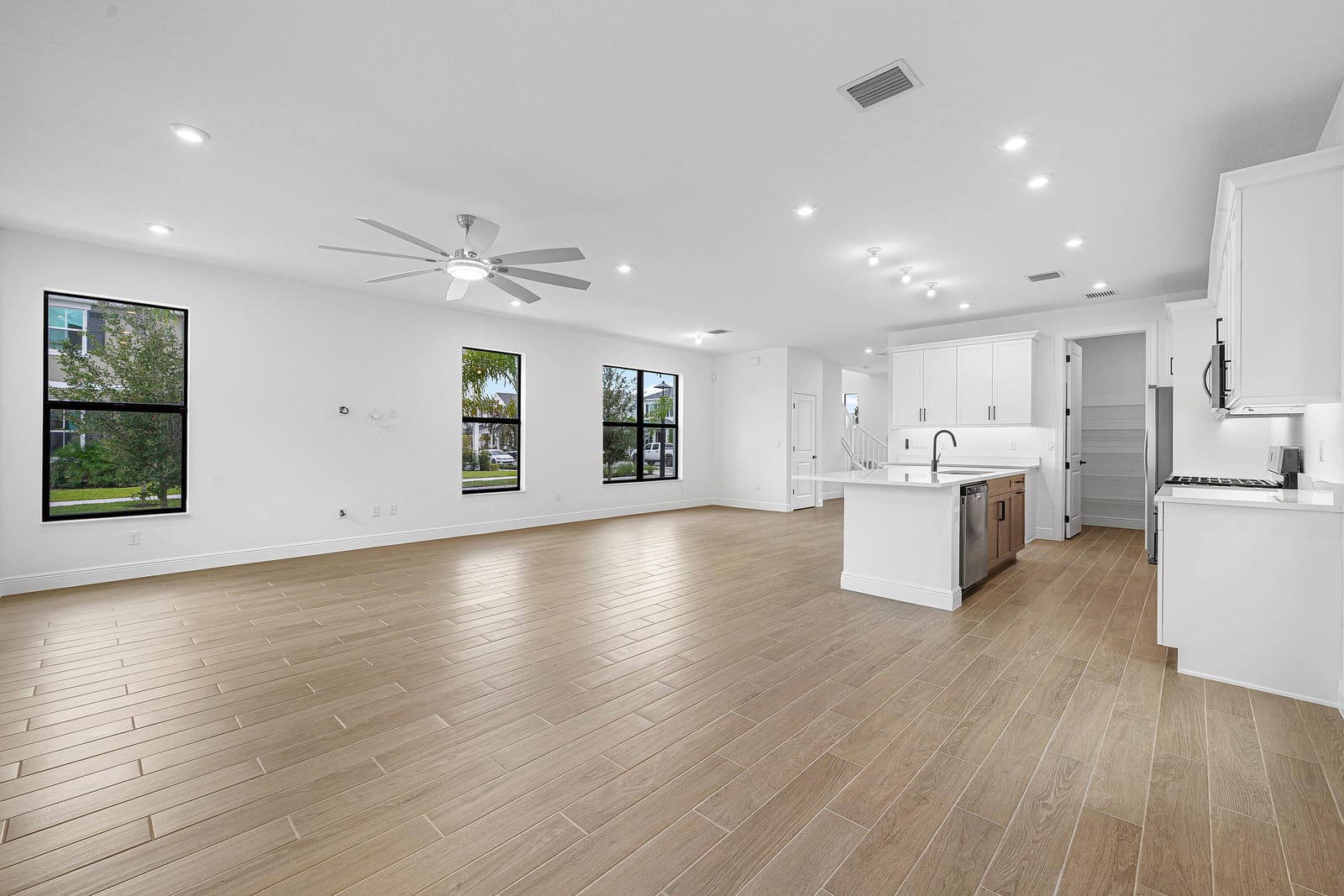 920 SW Newfield Avenue — photo 10