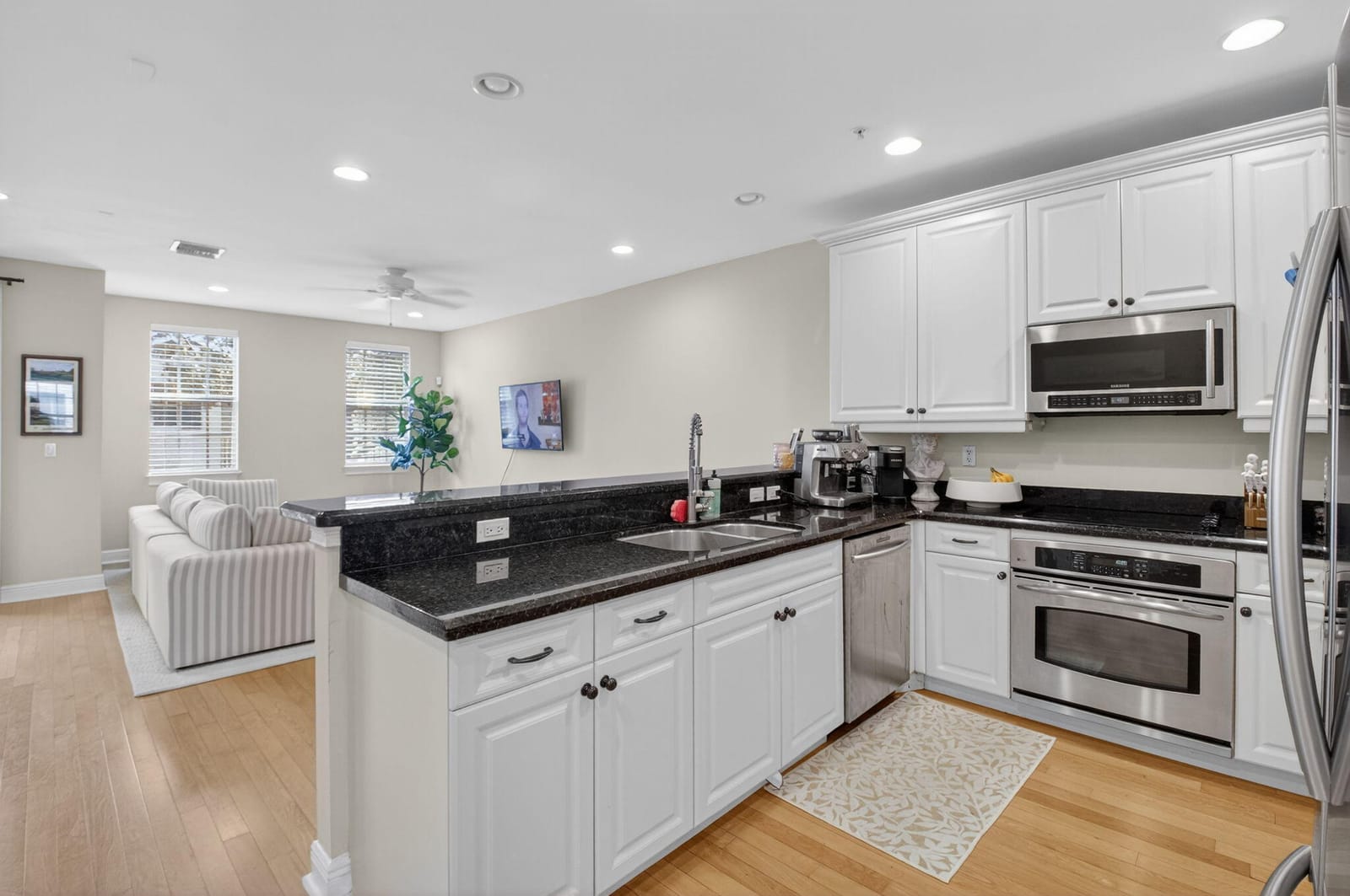1054 E Heritage Club Circle, Delray Beach, FL 33483 photo 13