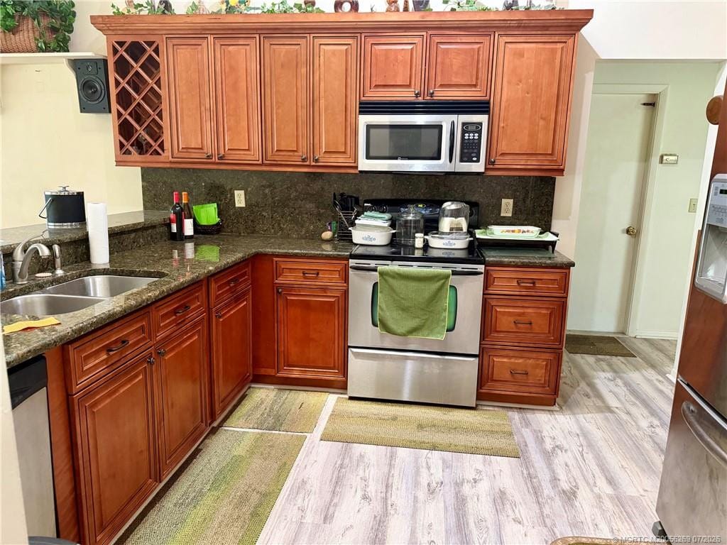 160 SE Todd Avenue, Port St. Lucie, FL 34983 photo 7