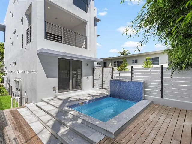 1134 71st Street 3, Miami Beach, FL 33141