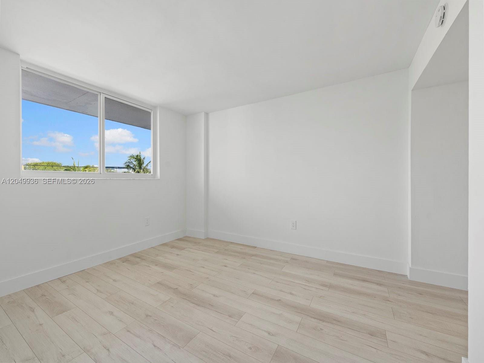 401 Ocean Drive 403, Miami Beach, FL 33139 photo 16