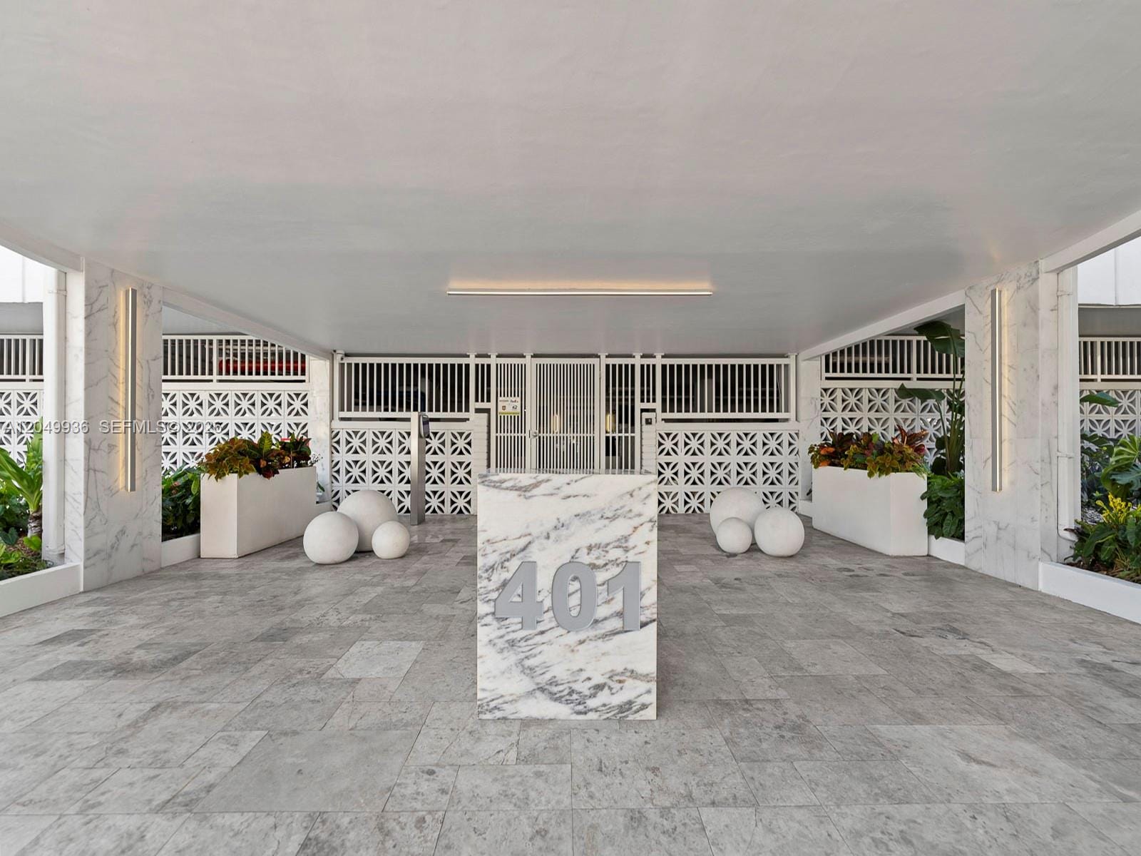 401 Ocean Drive 403, Miami Beach, FL 33139 photo 23