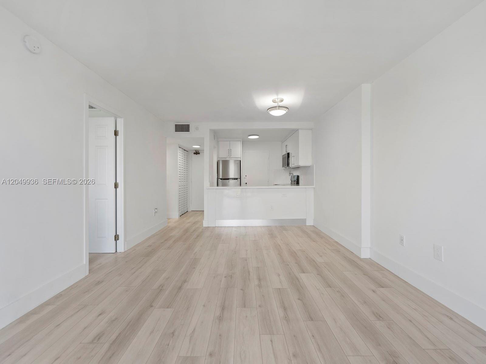 401 Ocean Drive 403 — photo 7