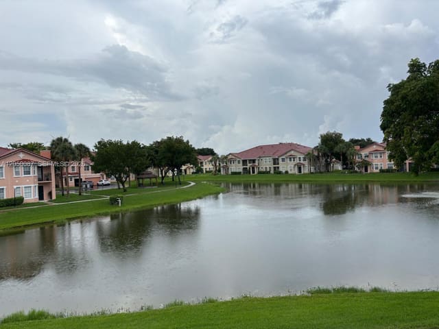 2403 Belmont Lane 2403, North Lauderdale, FL 33068