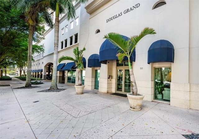 50 Menores Avenue 802, Coral Gables, FL 33134