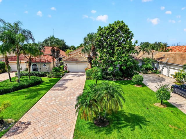 10694 Greenbriar Villa Drive, Wycliffe, Wellington, FL
