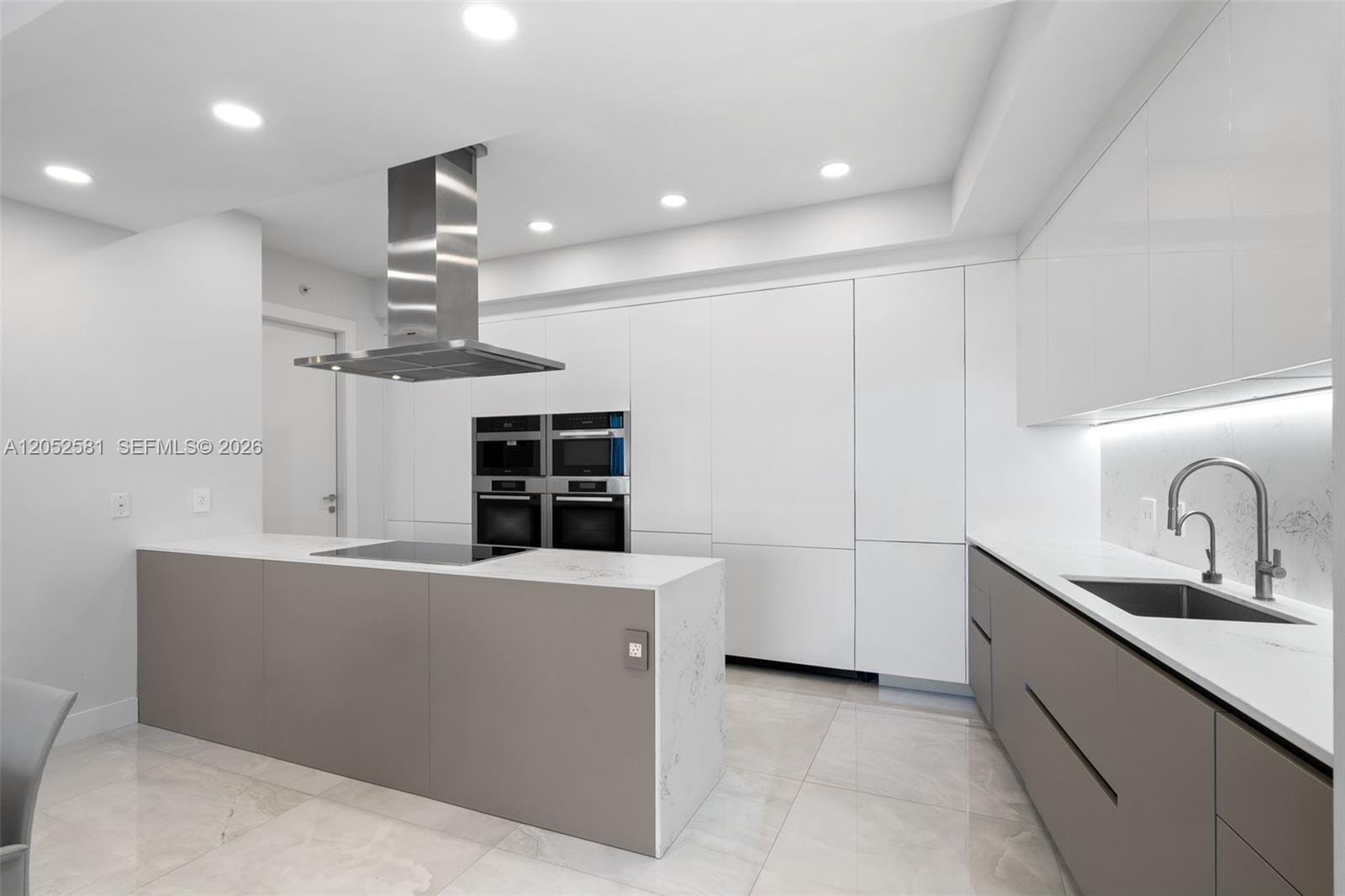 18201 Collins Avenue 4606 — photo 3