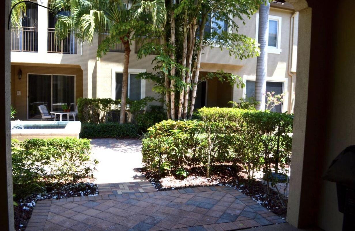 3042 WATERSIDE Circle — photo 10