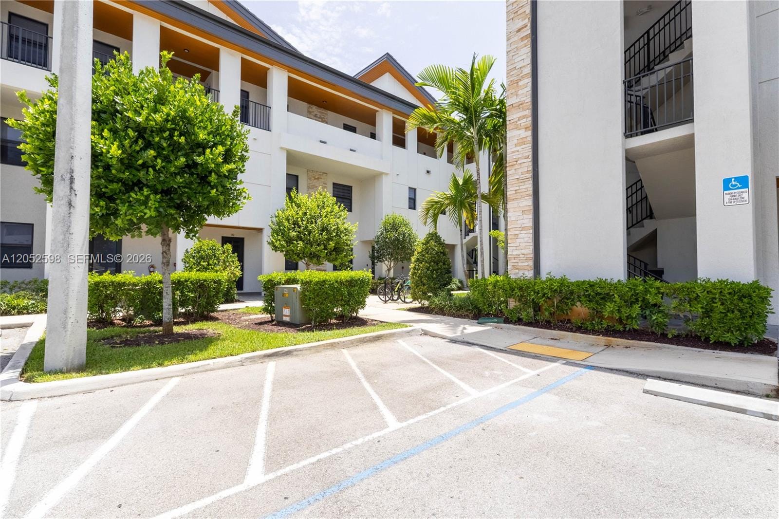 10407 NW 82nd Street 12, Doral, FL 33178