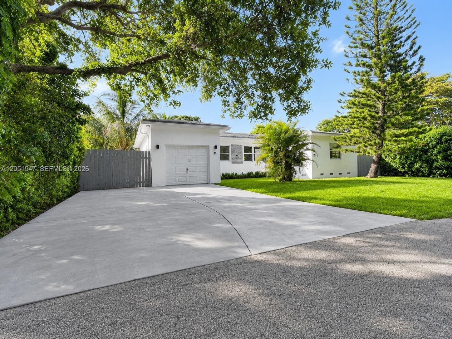859 NE 115th Street — photo 3