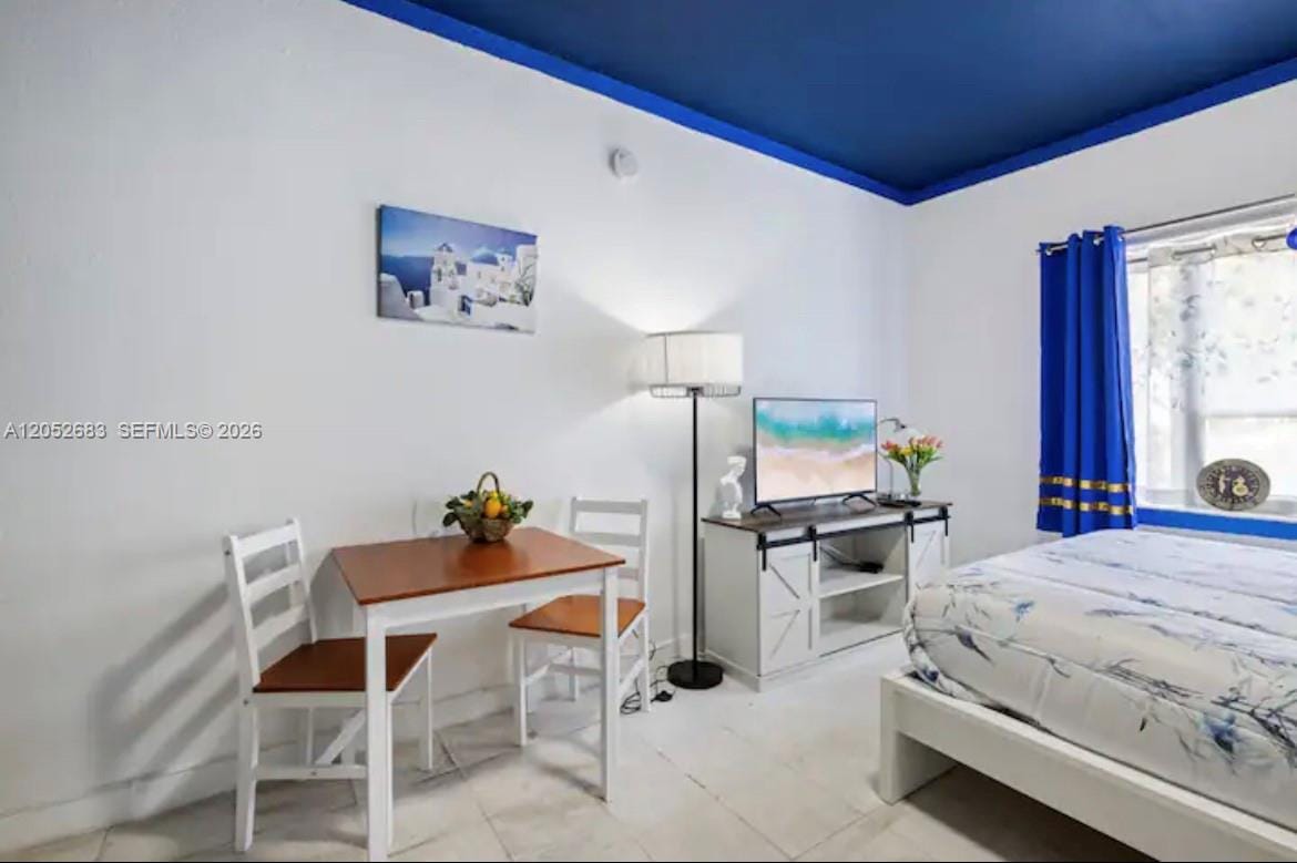 255 W 24th Street 302, Miami Beach, FL 33140 photo 4