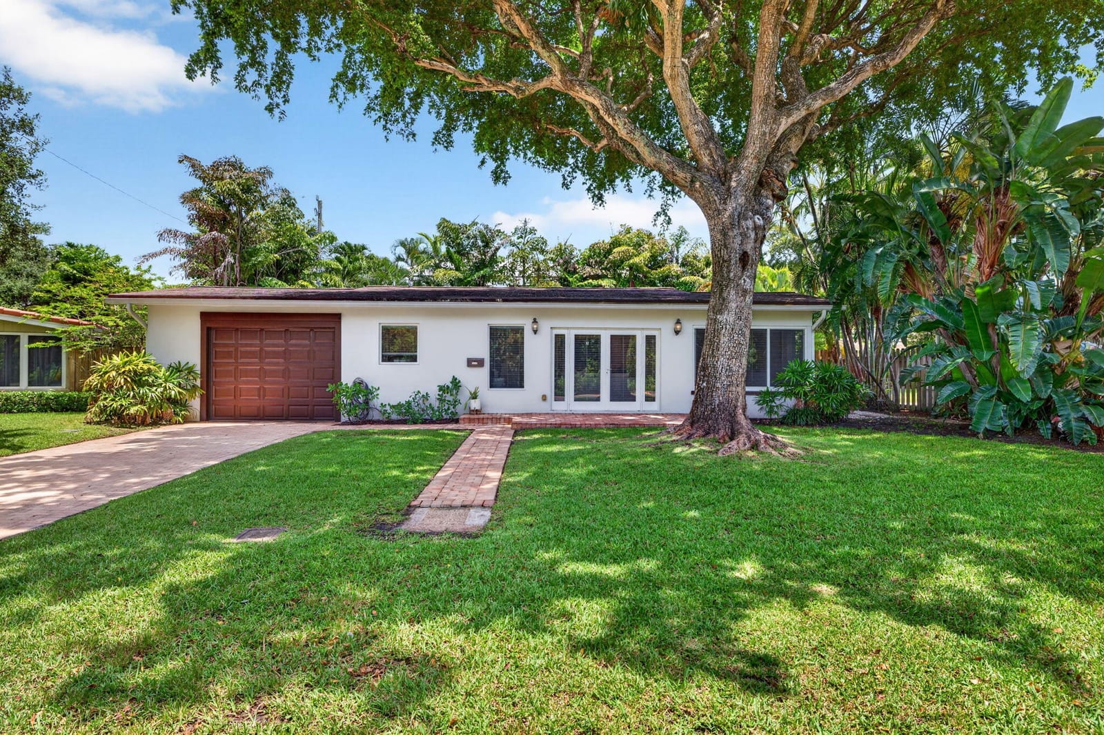 1318 SE 12TH Way, Fort Lauderdale, FL 33316