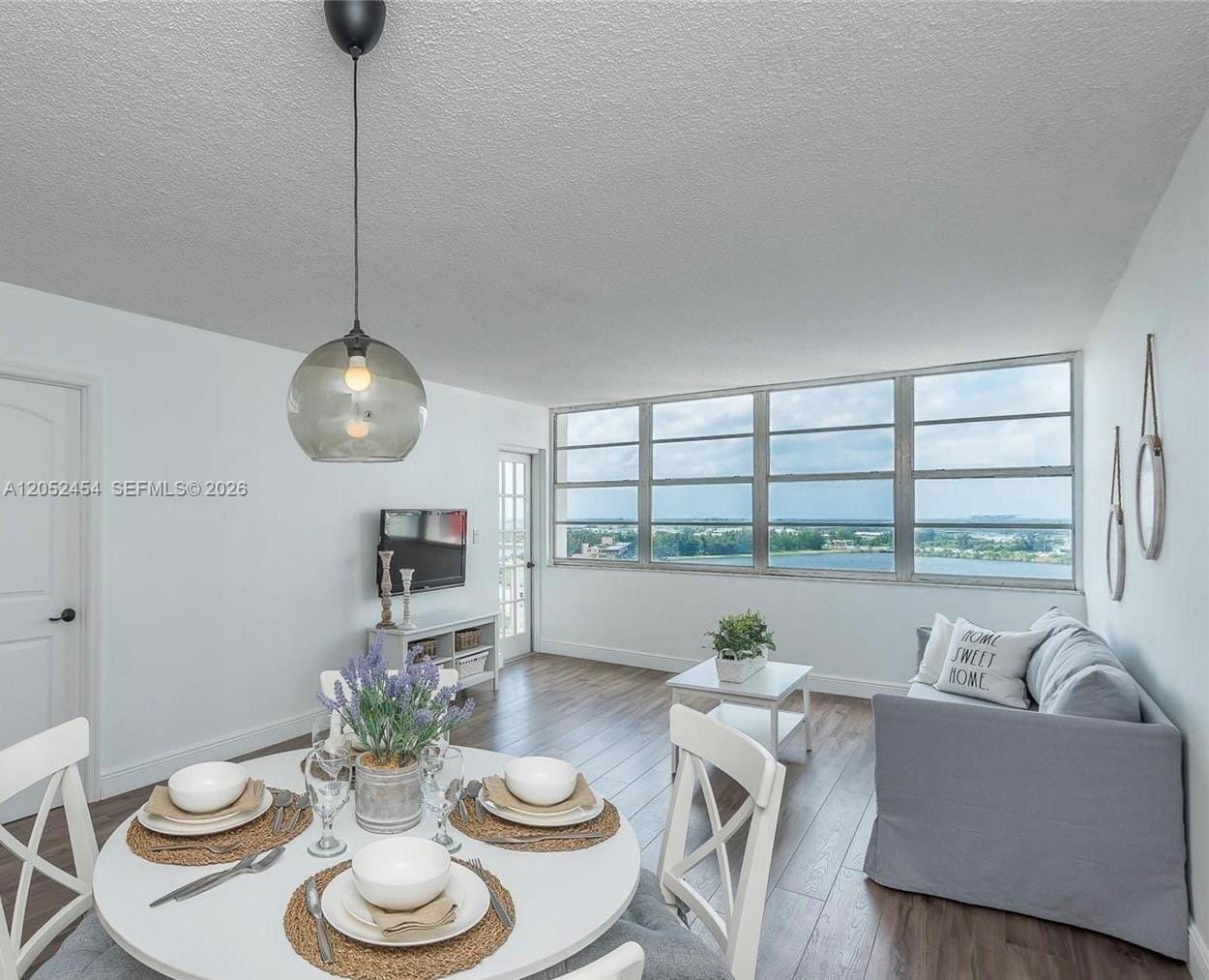 1301 NE Miami Gardens Drive 1522W — photo 5