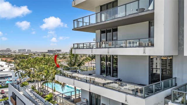 2960 NE 207th Street 811, Aventura, FL 33180