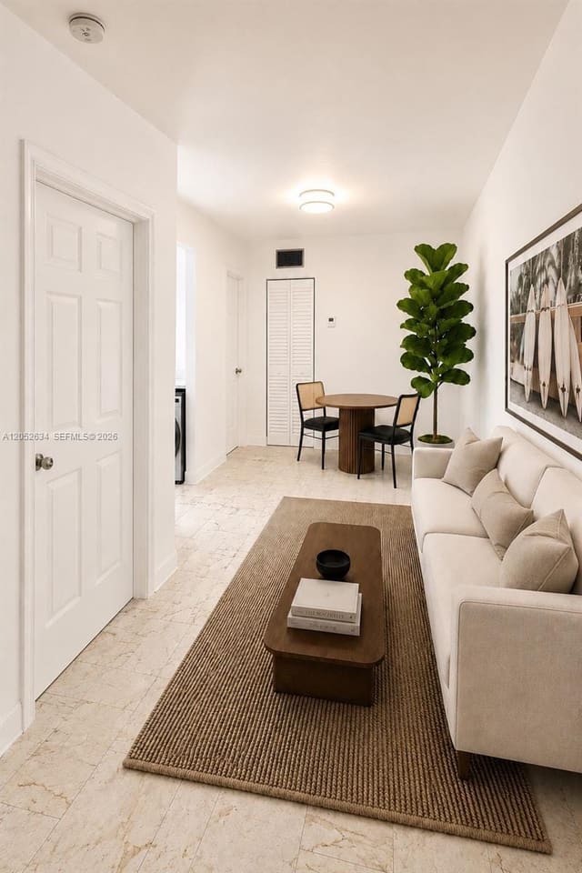 1526 Pennsylvania Avenue 18, Miami Beach, FL 33139
