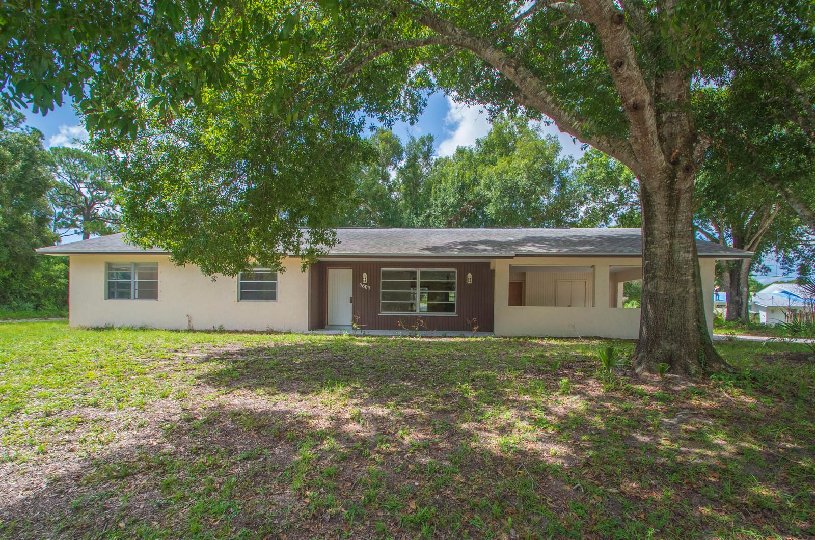 5605 38TH Street, Vero Beach, FL 32966