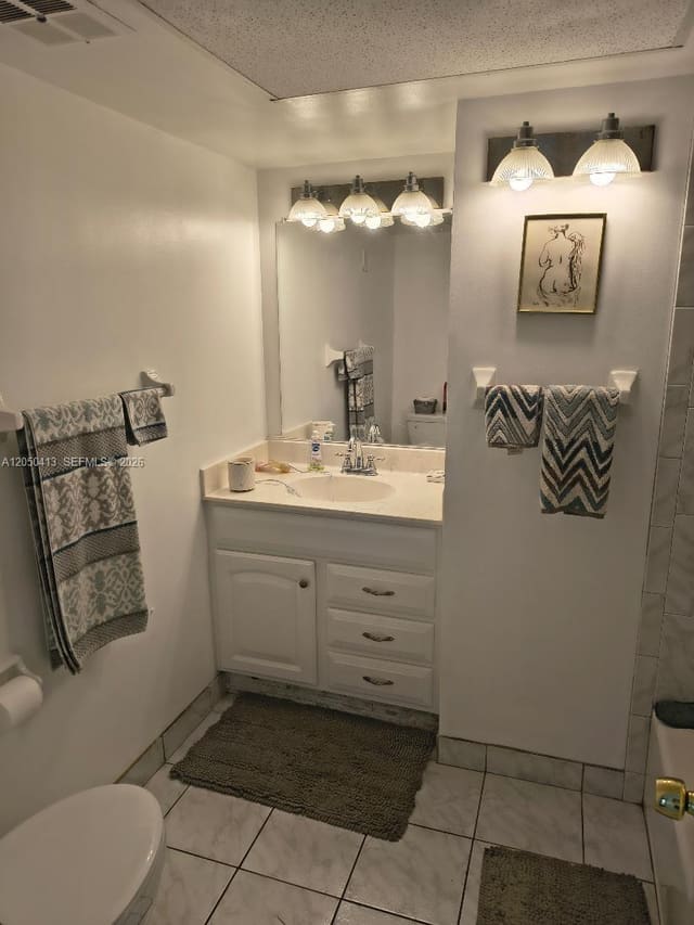 3105 Oakland Shores J 207, Oakland Park, FL 33309