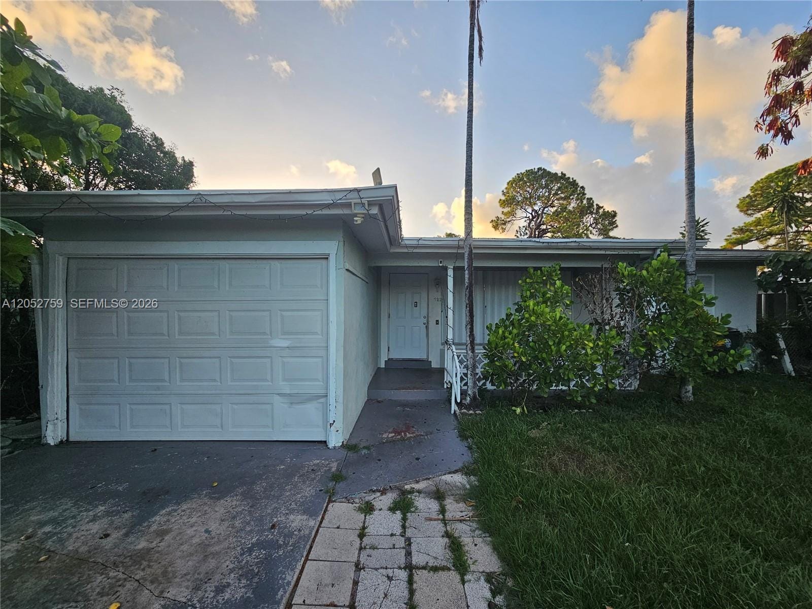 722 S E Street, Lake Worth, FL 33460
