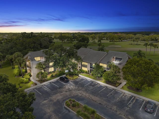9450 Meadowood Drive 101, Fort Pierce, FL 34951