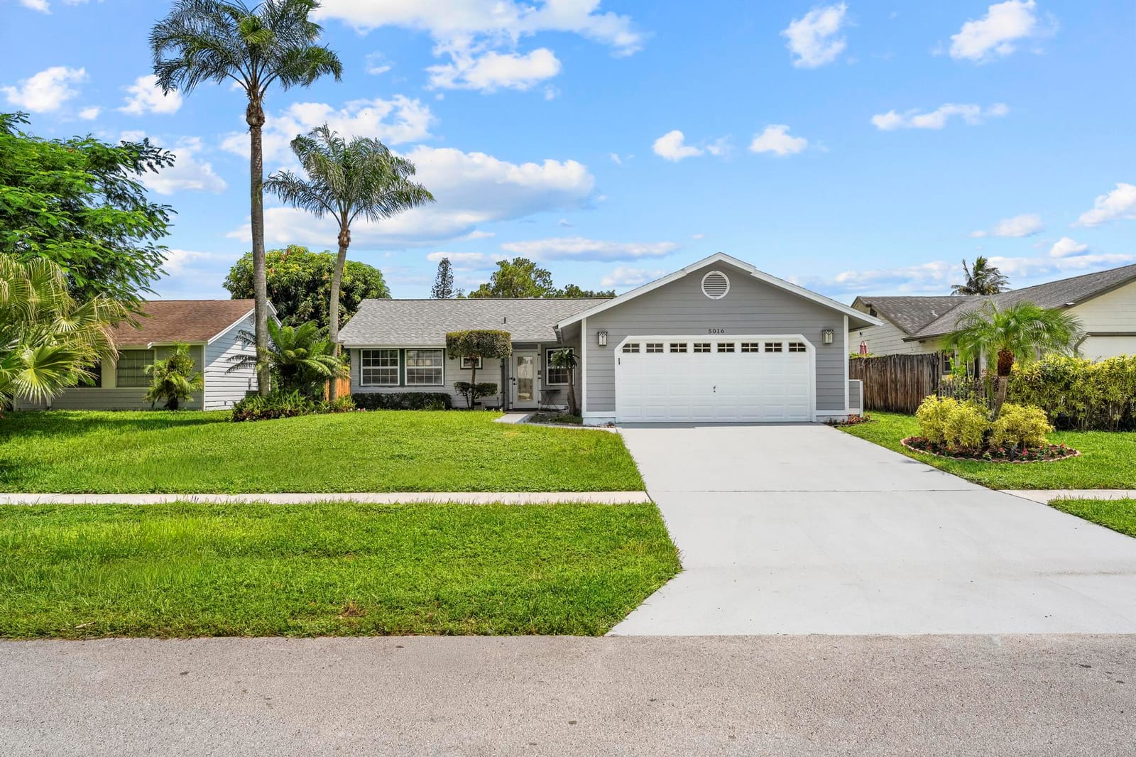 5016 El Claro Circle