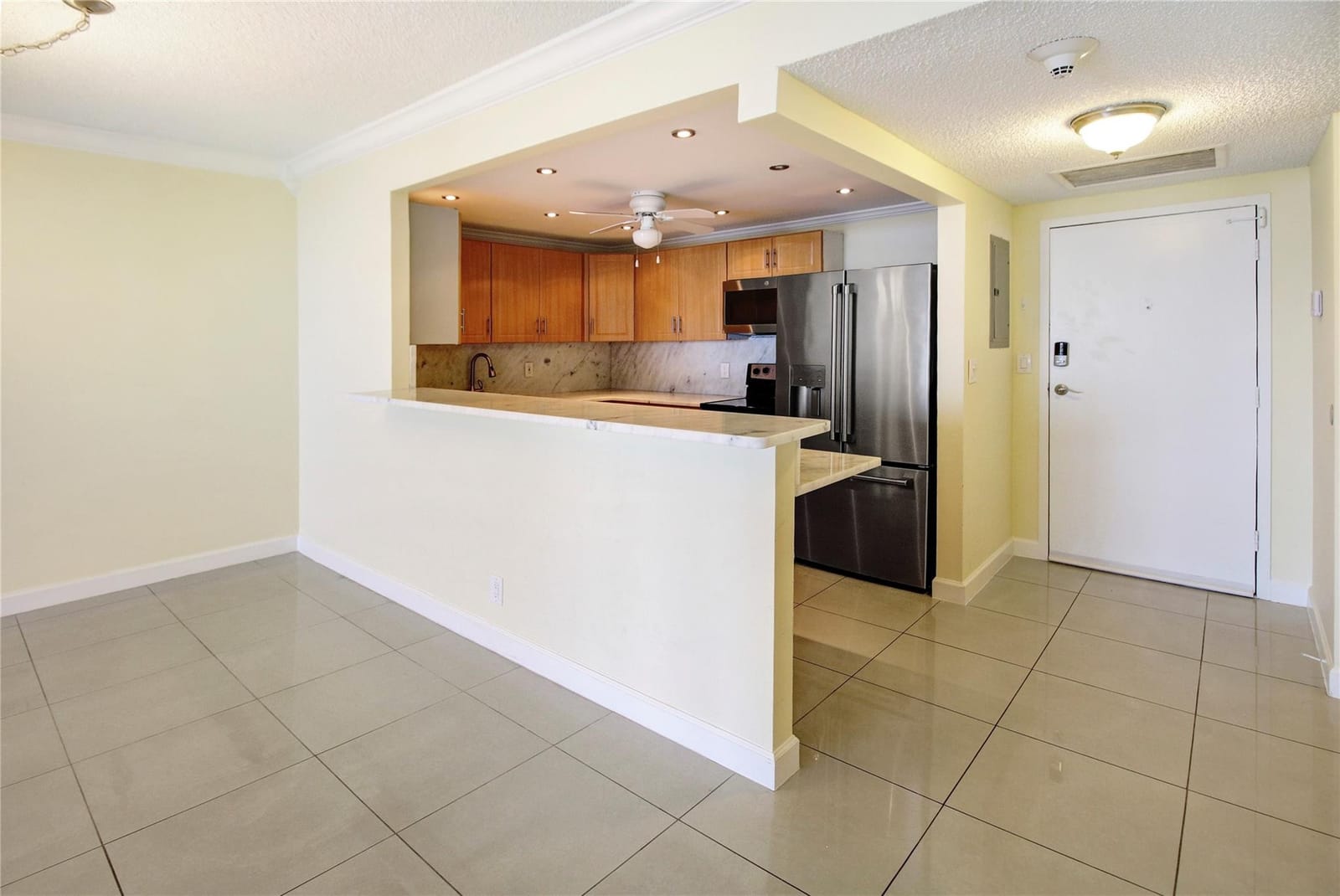 2500 PARKVIEW Drive 1710 — photo 11